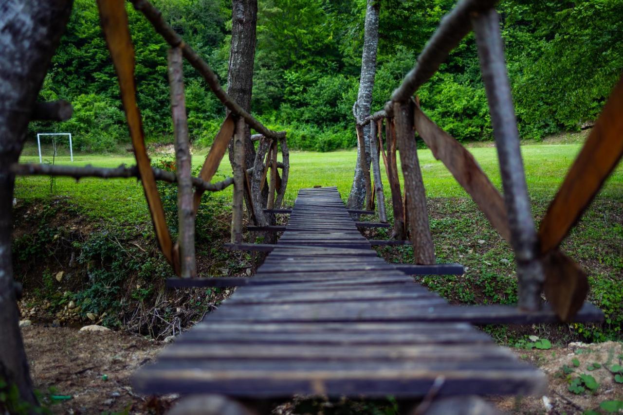 Kuca U Sumi - Forrest House Near Una National Park Бихач Экстерьер фото
