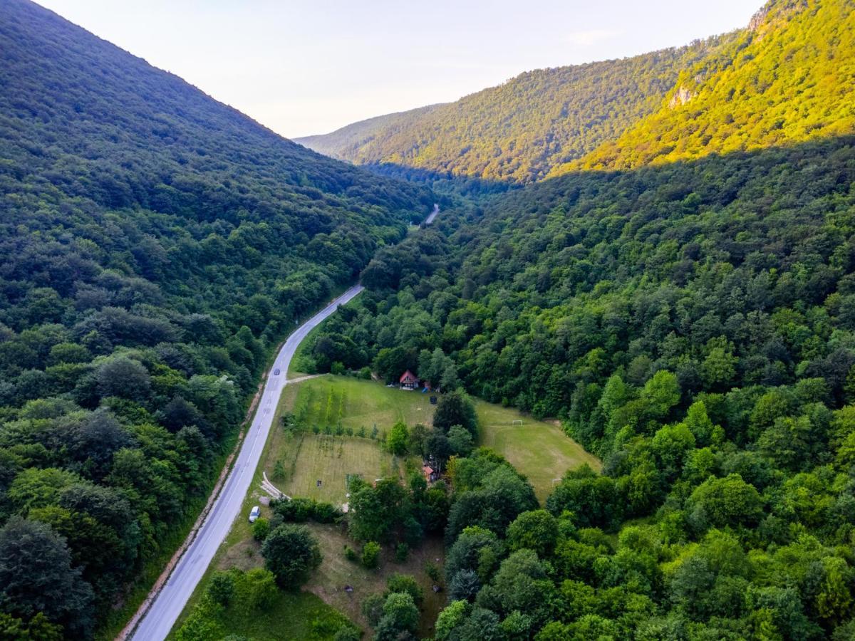 Kuca U Sumi - Forrest House Near Una National Park Бихач Экстерьер фото